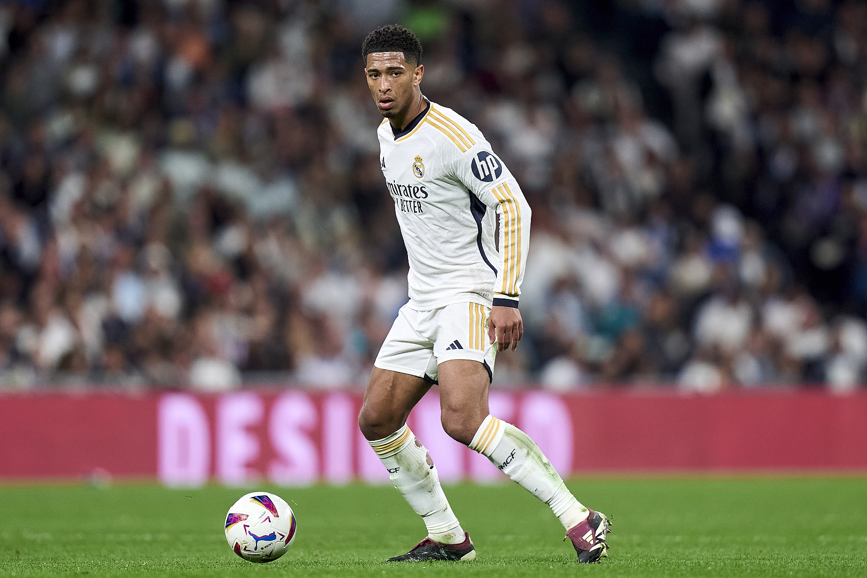 足球不仅是 足球不仅是